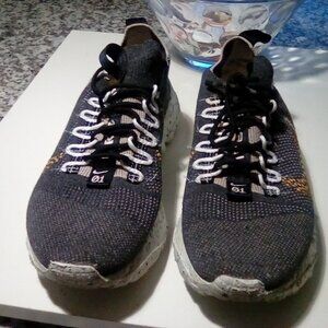 Nike Space Hippie  01